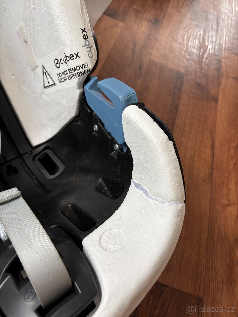 Cybex aton 5 + základna ISOFIX - 9