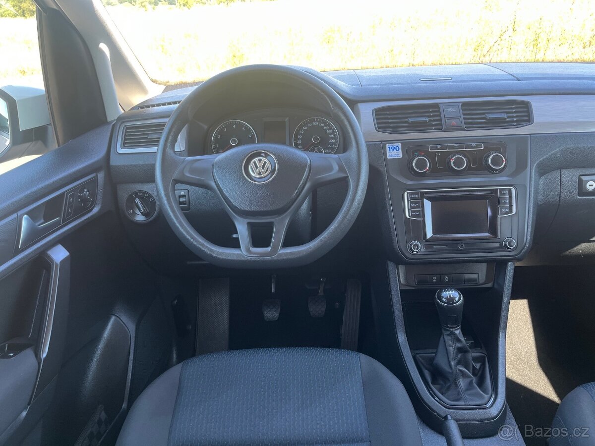 Volkswagen Caddy LIFE 1.2 TSI 7 míst 2x šoupačky tažné - 9