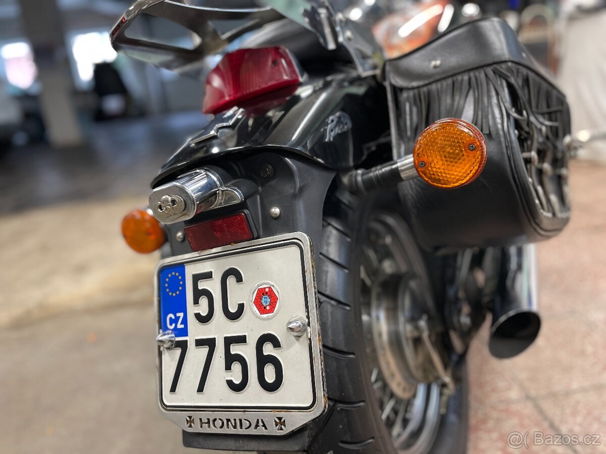 HONDA SHADOW VT600 - 2002-SPOUSTA DOPLŇKŮ---SERVIS - 9