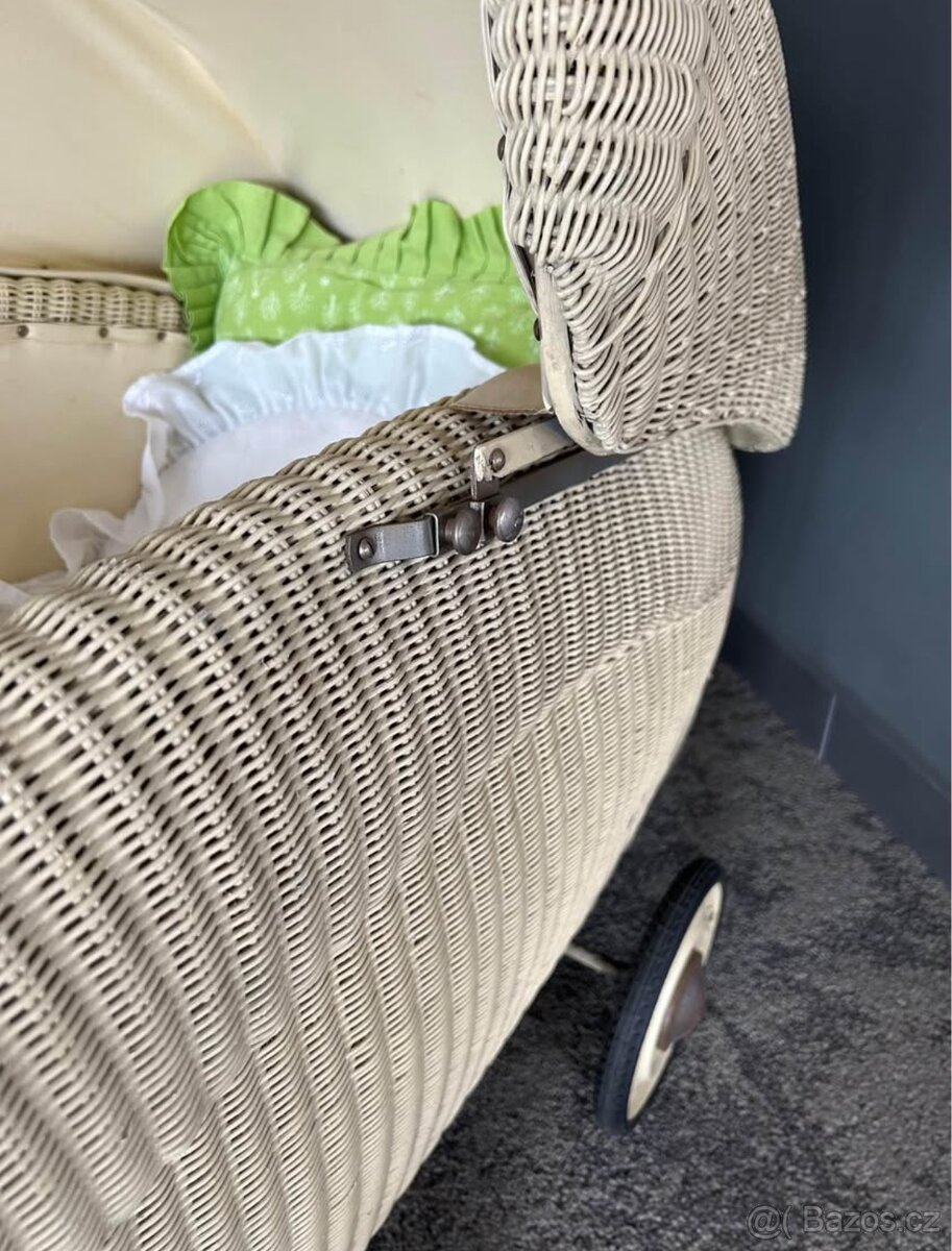 Starozitny Kocarek walter pro dite - 9