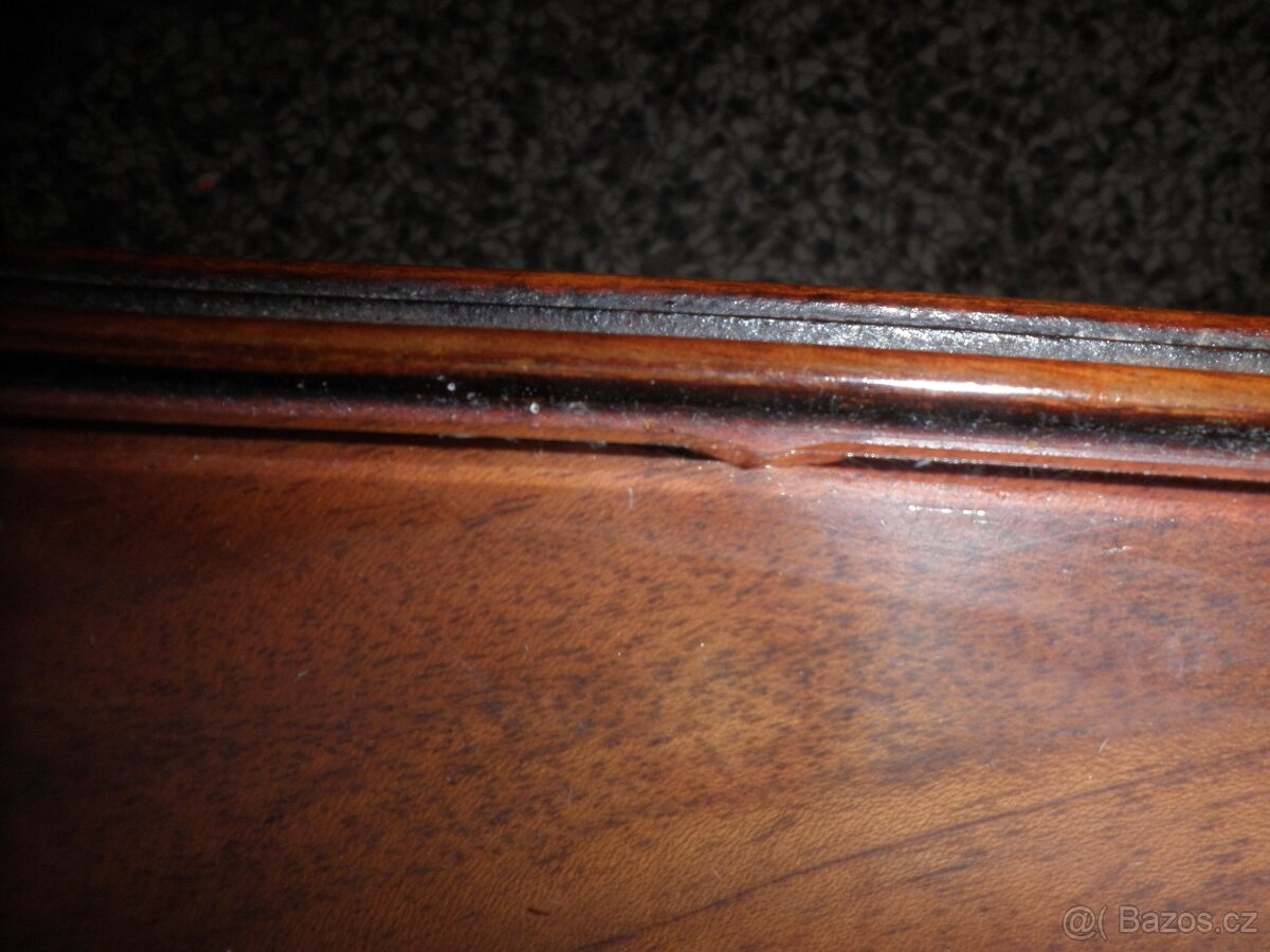 Konferenční stůl s intarzií - 9