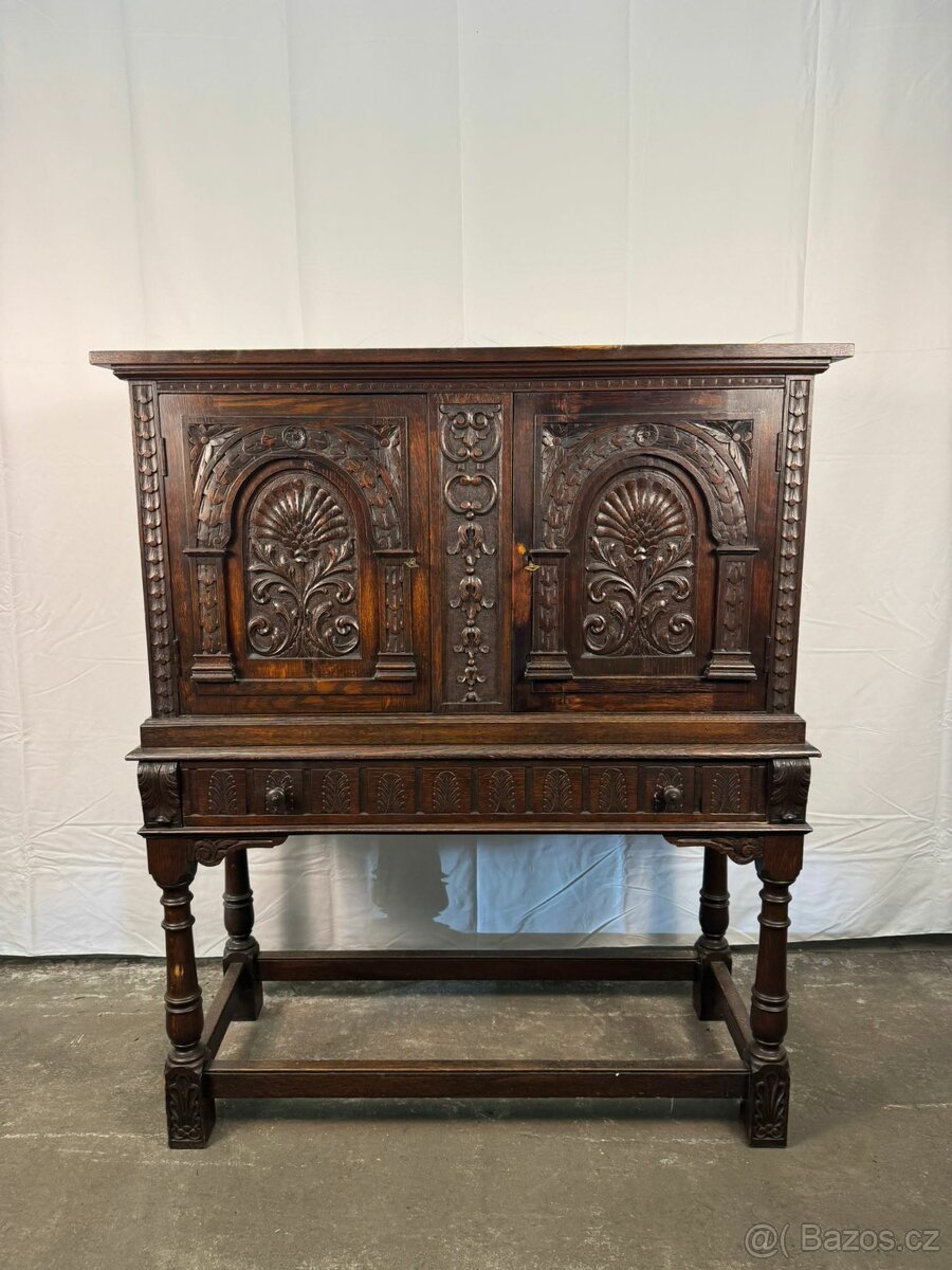 Starožitné komody (136006) - 9