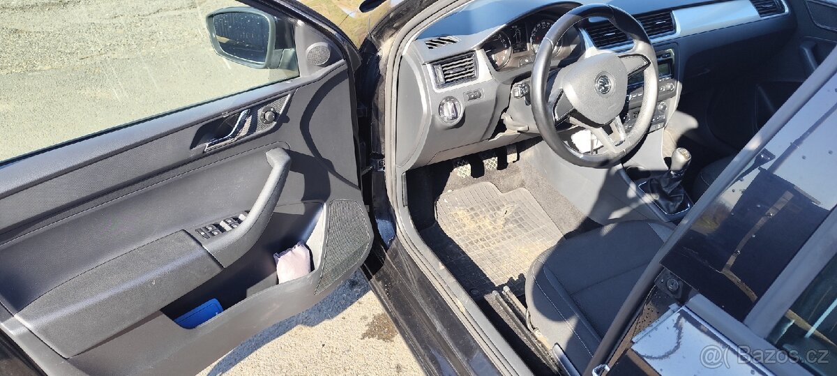 Škoda Rapid 1.6 TDI nová STK - 9