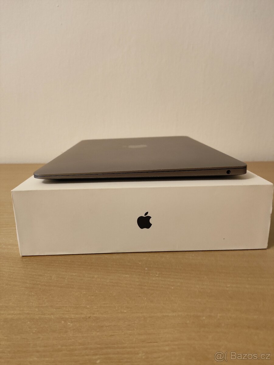 Apple MacBook Air 2020 – i3 | 8GB | 256GB - 9