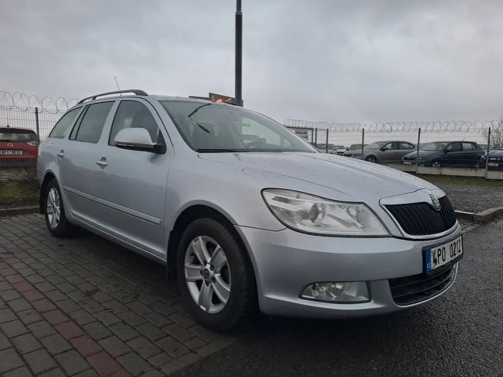 Škoda Octavia, 1.9TDI 77KW PĚKNÁ,ZACHOVALÁ - 9