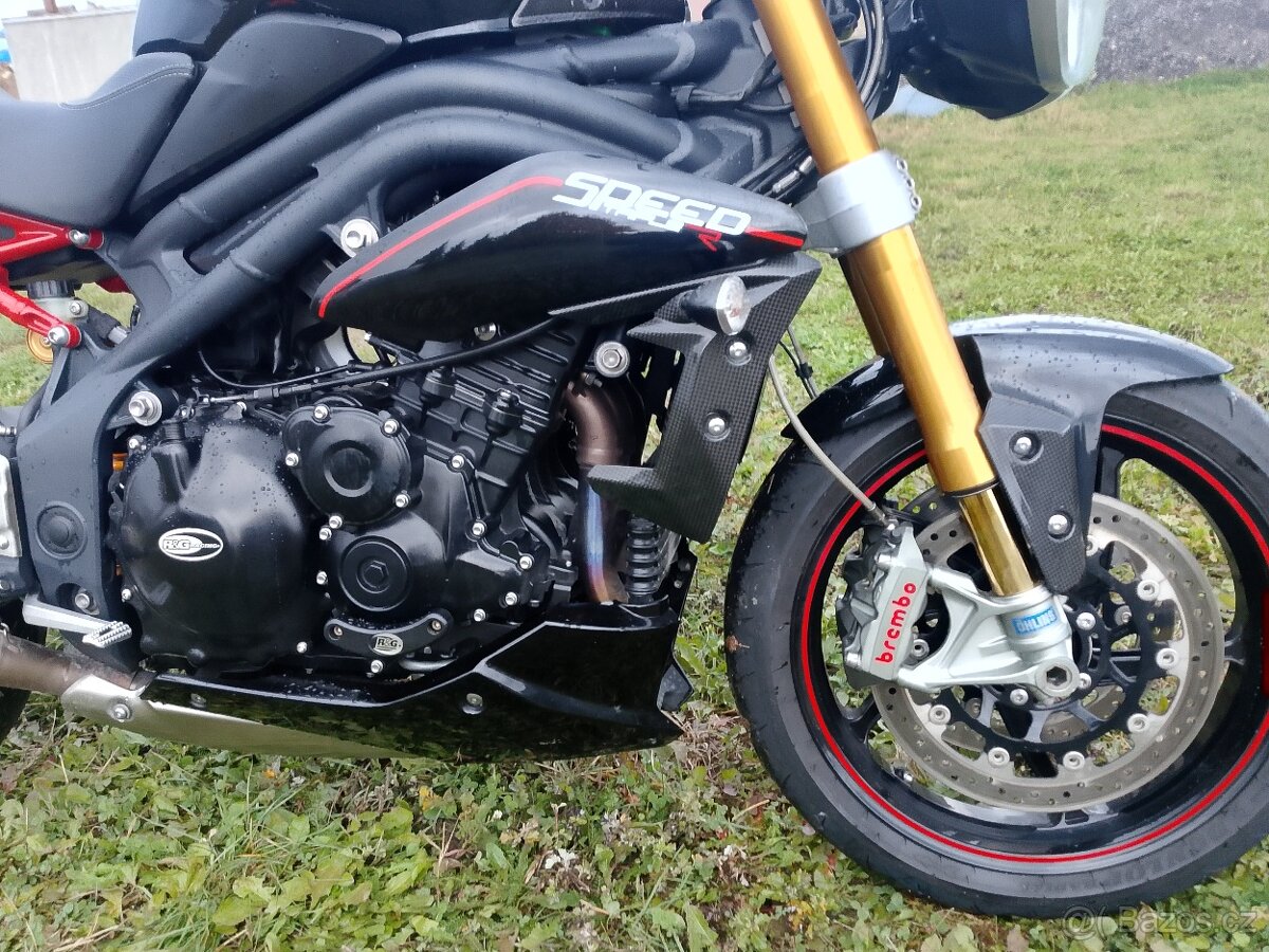 Triumph speed triple R - 9
