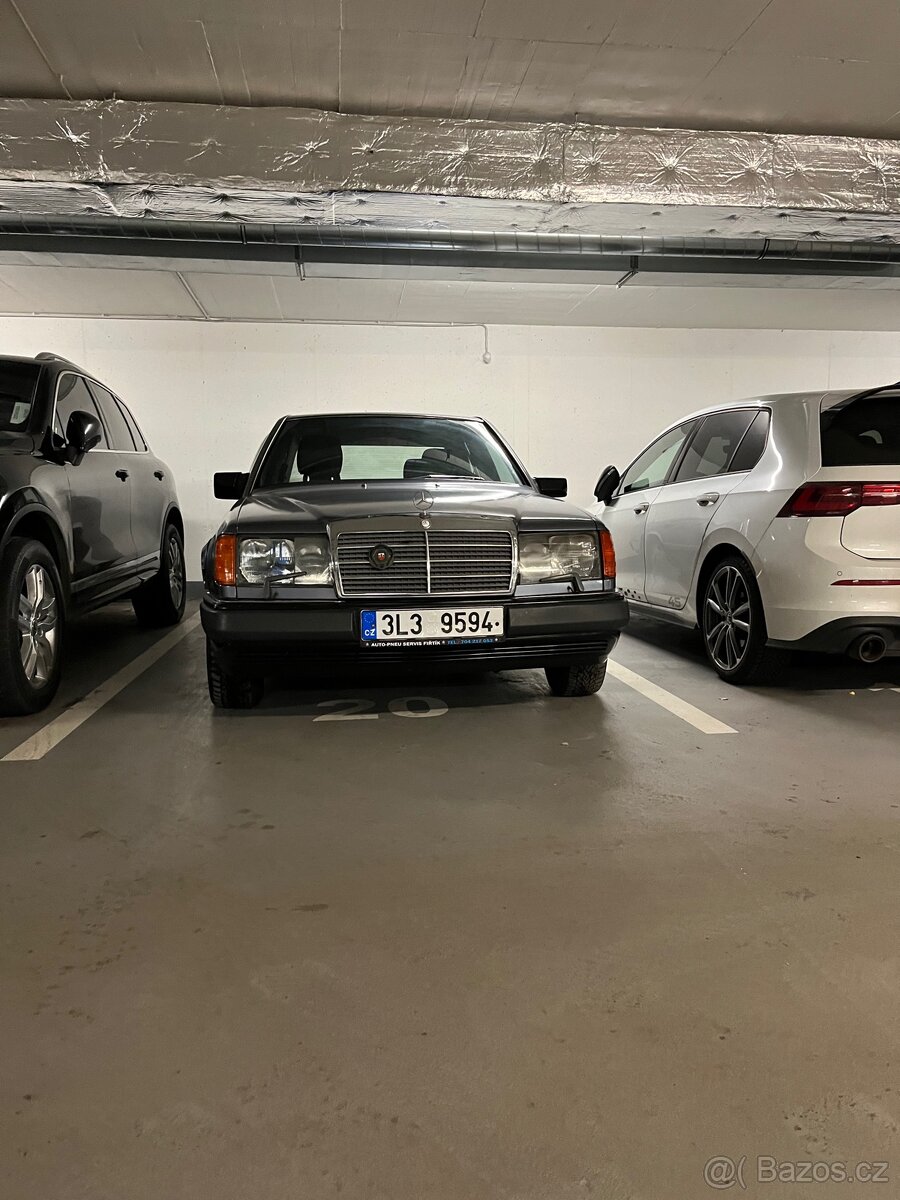 Prodám Mercedes Benz W124 200D - 9