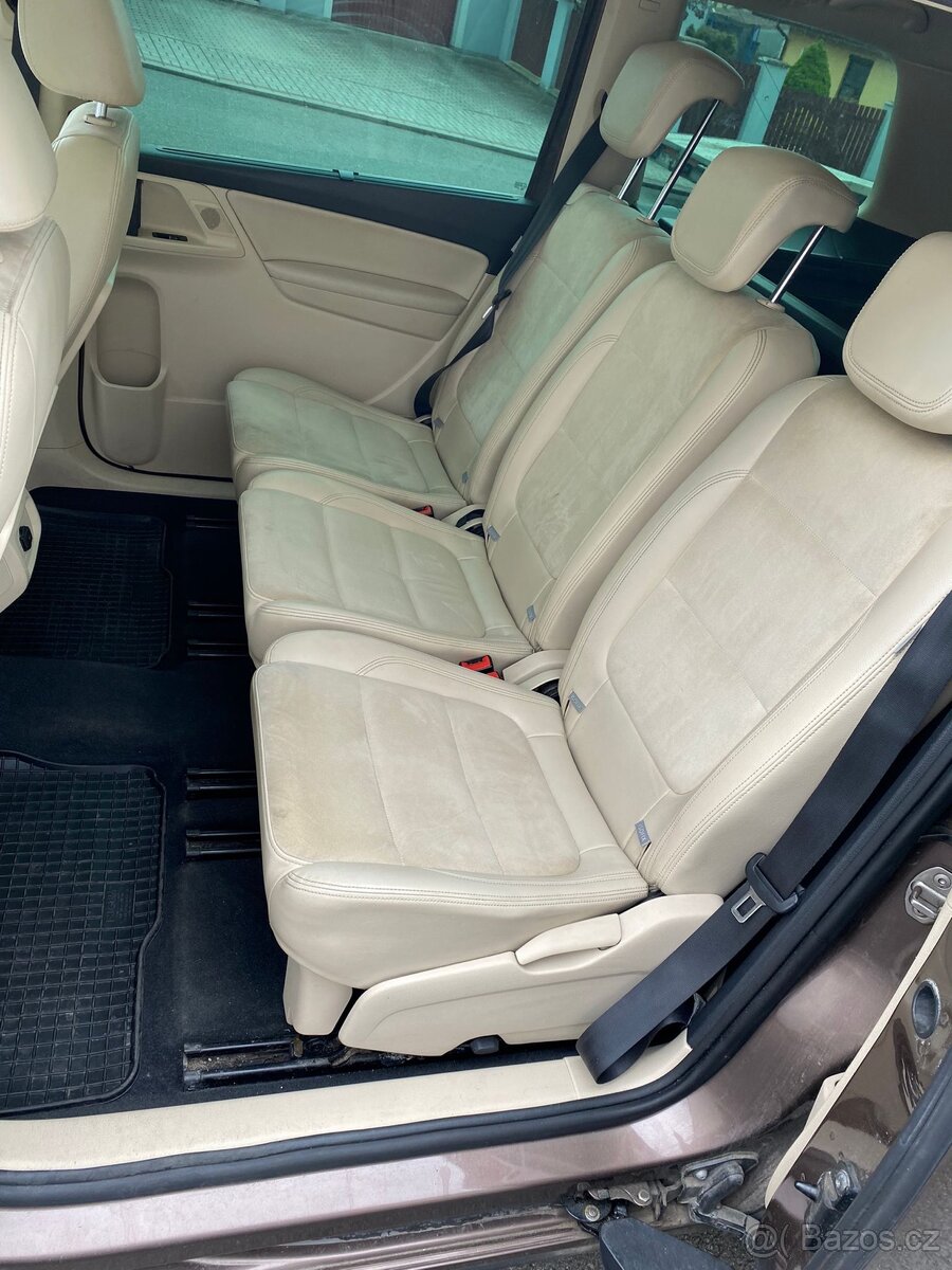 Volkswagen Sharan r.v 2010 7-míst, DSG - 9