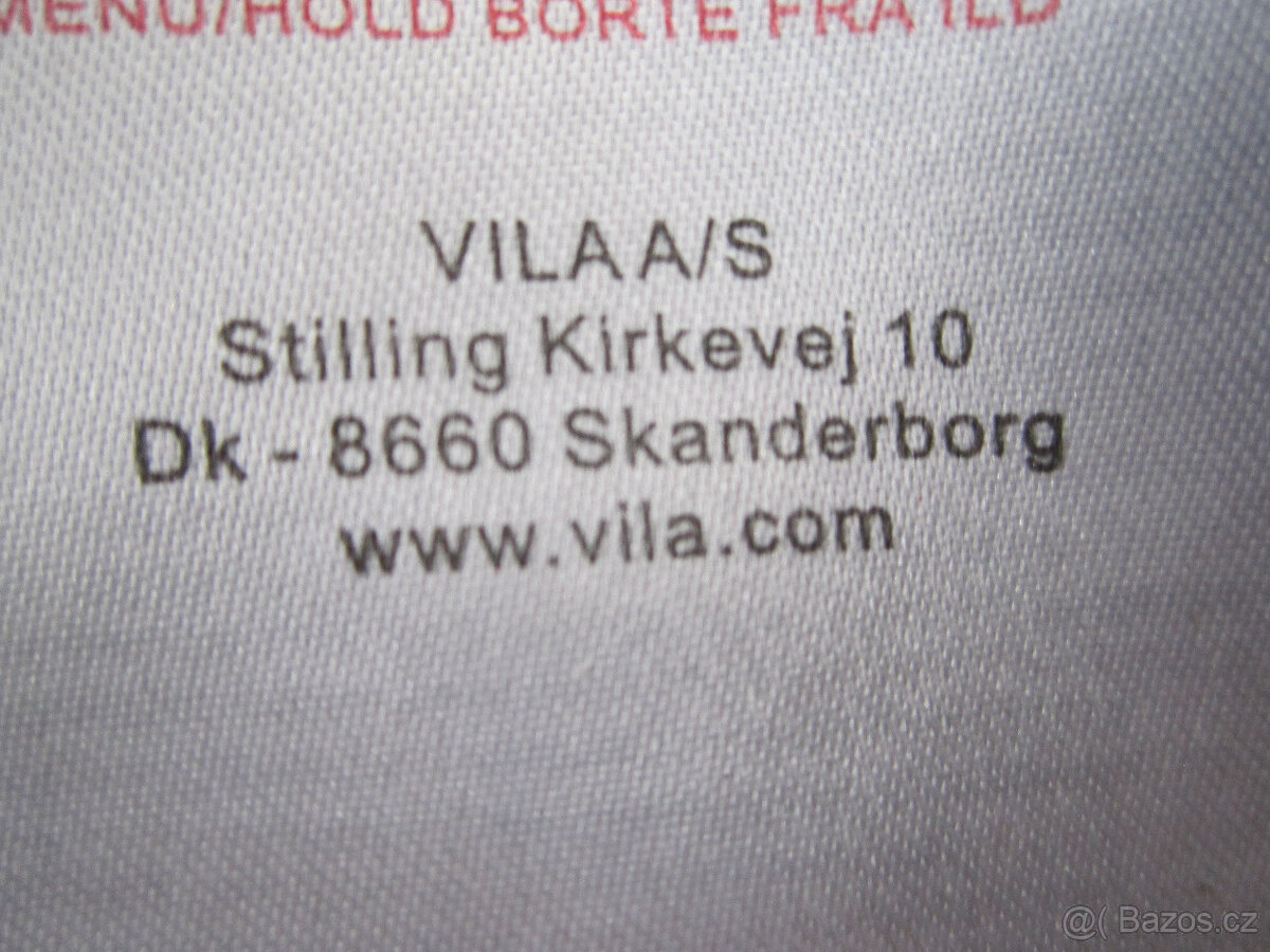 Černý zimní kabát vel. M/L/XL, zapínání na patentky - 9