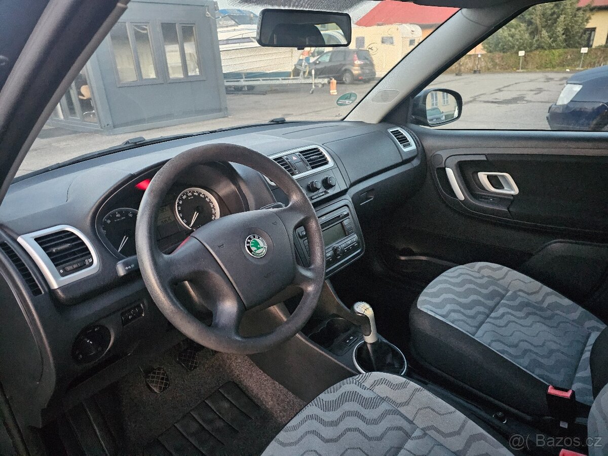 ŠKODA FABIA 1.2 51kW KOMBI AMBIENTE,KLIMA,SENZORY,ALU - 9