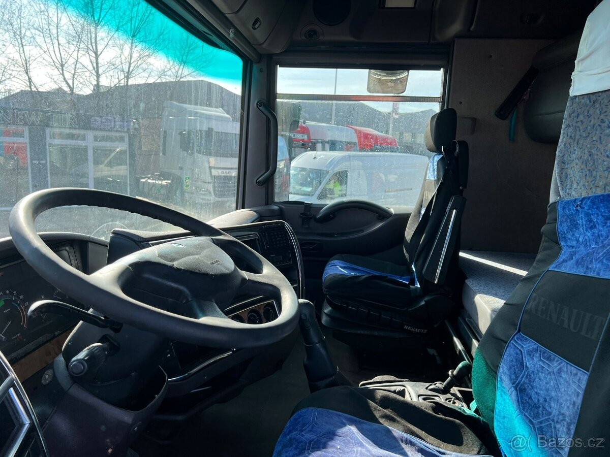 Renault MAGNUM 6x2 440 E-TECH MANUÁL EURO III - 9