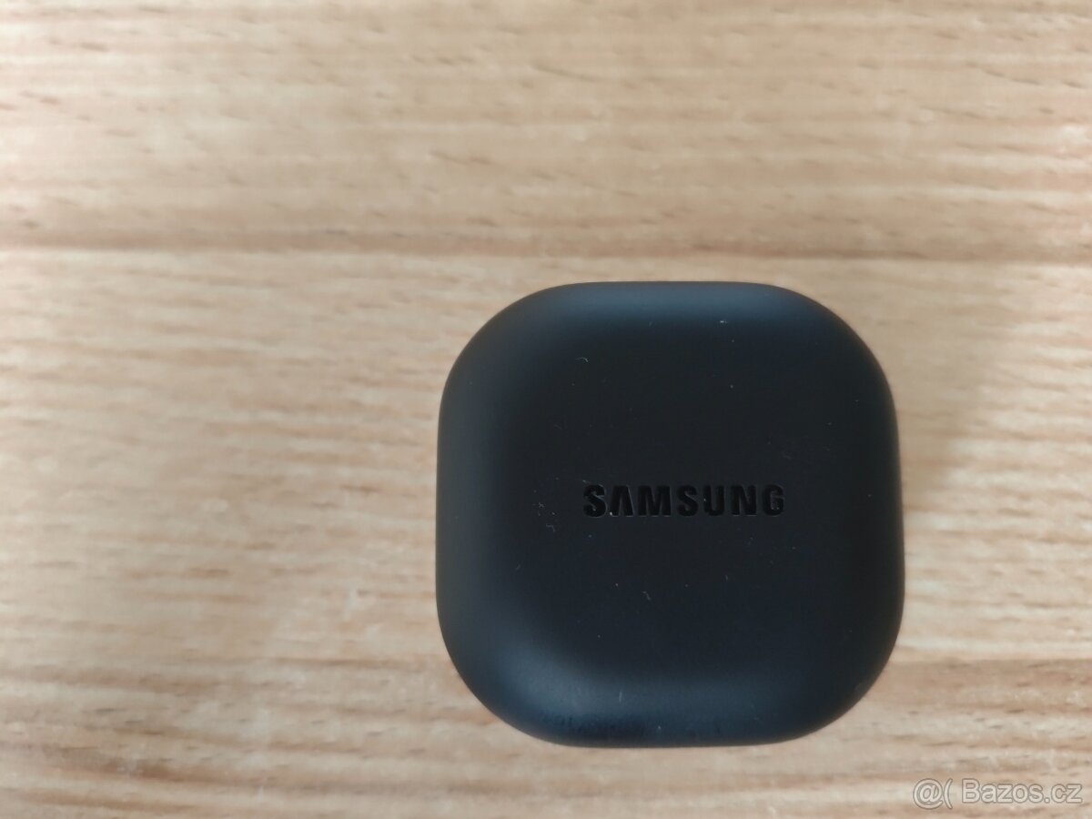 Prodám sluchátka Samsung - 9