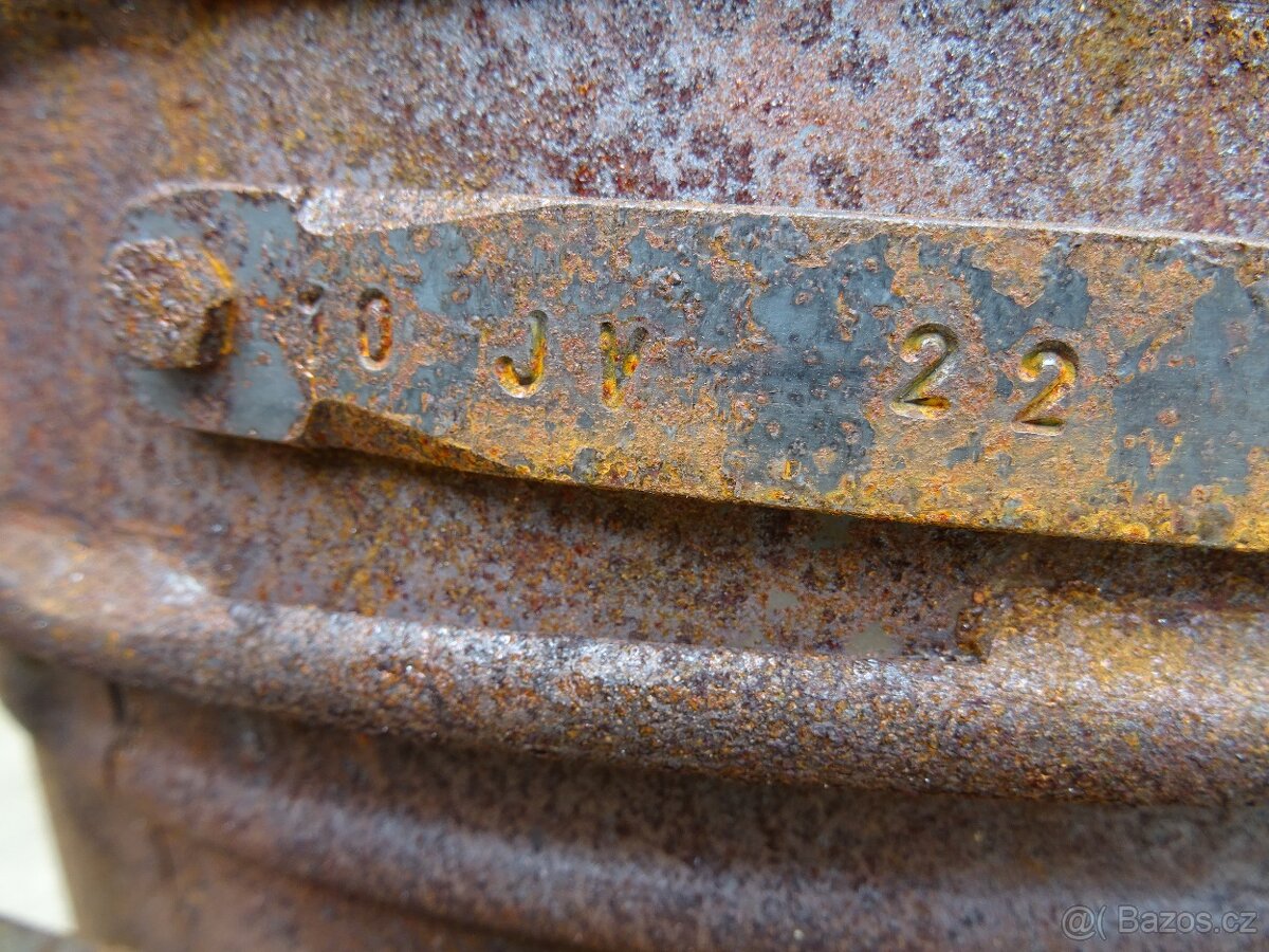 Grilovací přenosné ohniště z disků - 9