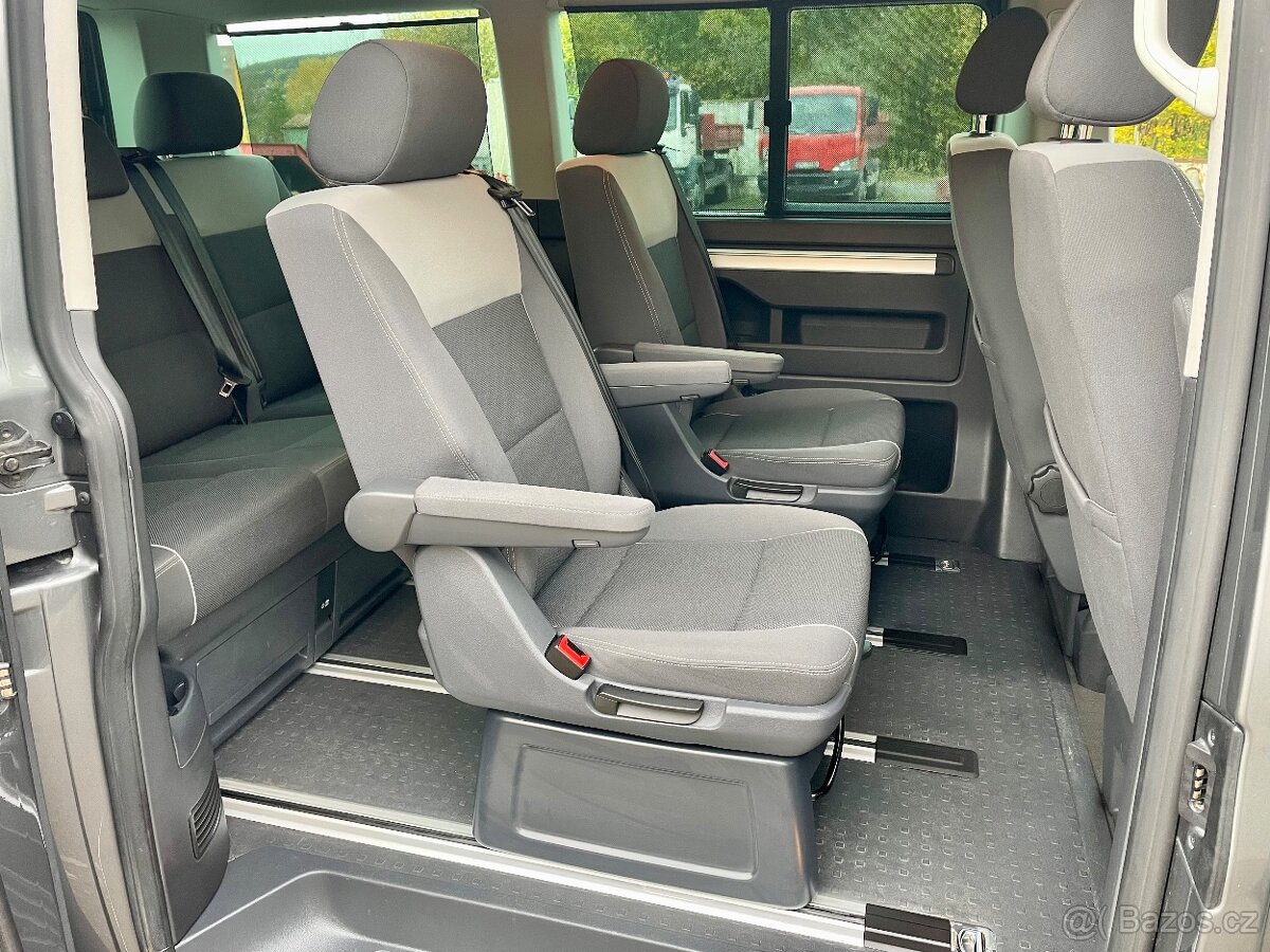 VW Multivan,T5, 2.0 TDI-103 KW, r.v.2011,7míst,Webasto. - 9