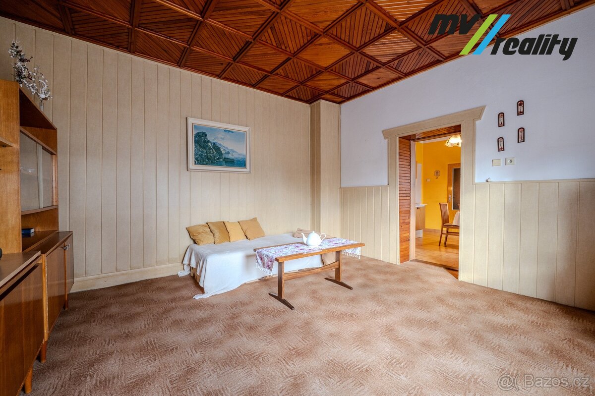 Březovice, prodej rodinného domu 5+1 na pozemku 2427m2. - 9