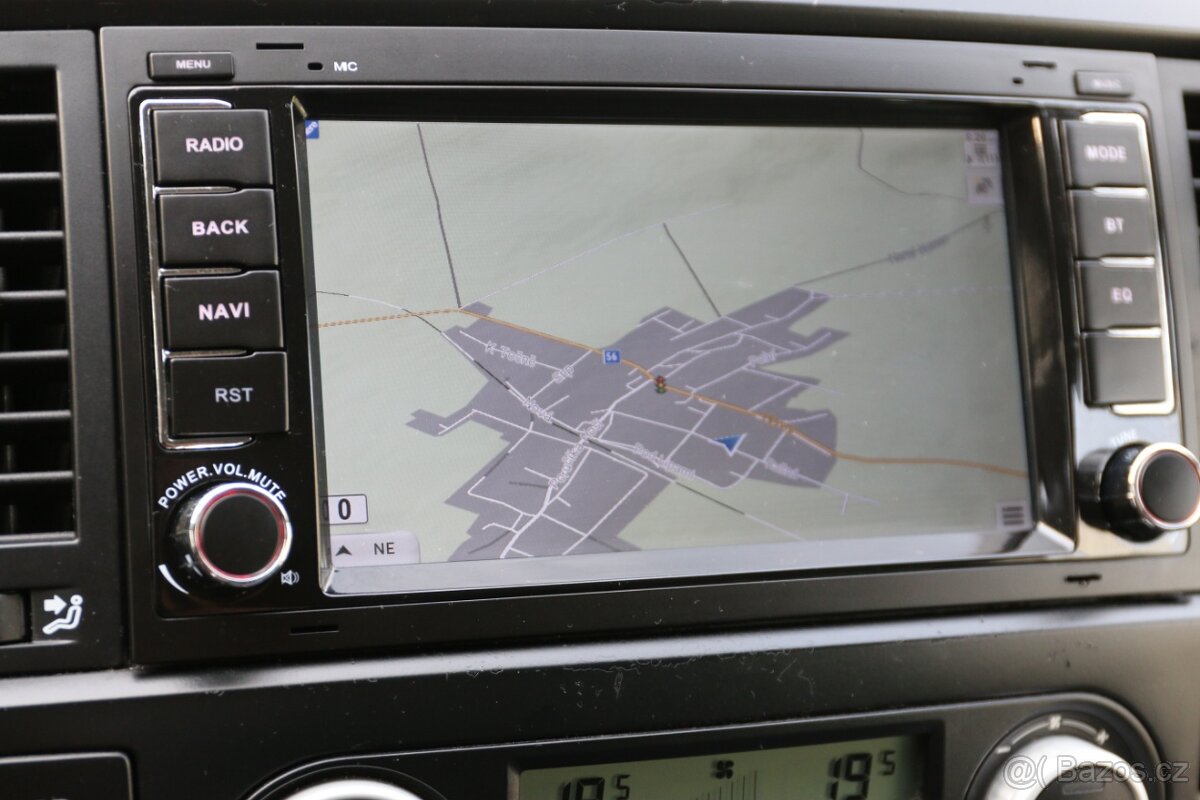 Volkswagen Multivan 2.5 TDi, Tažné , Klima - 9