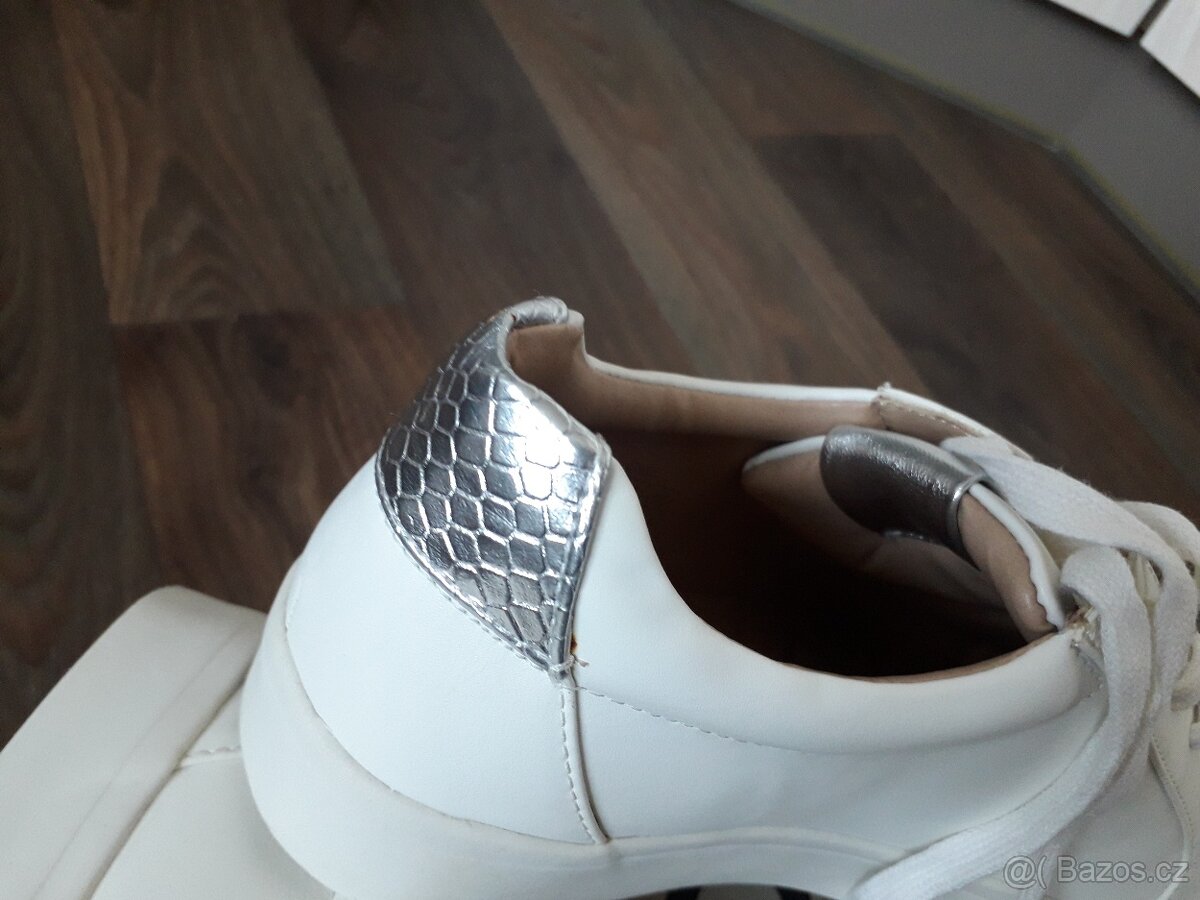 NOVÉ Boty/botasky vel.36 dámské - 9