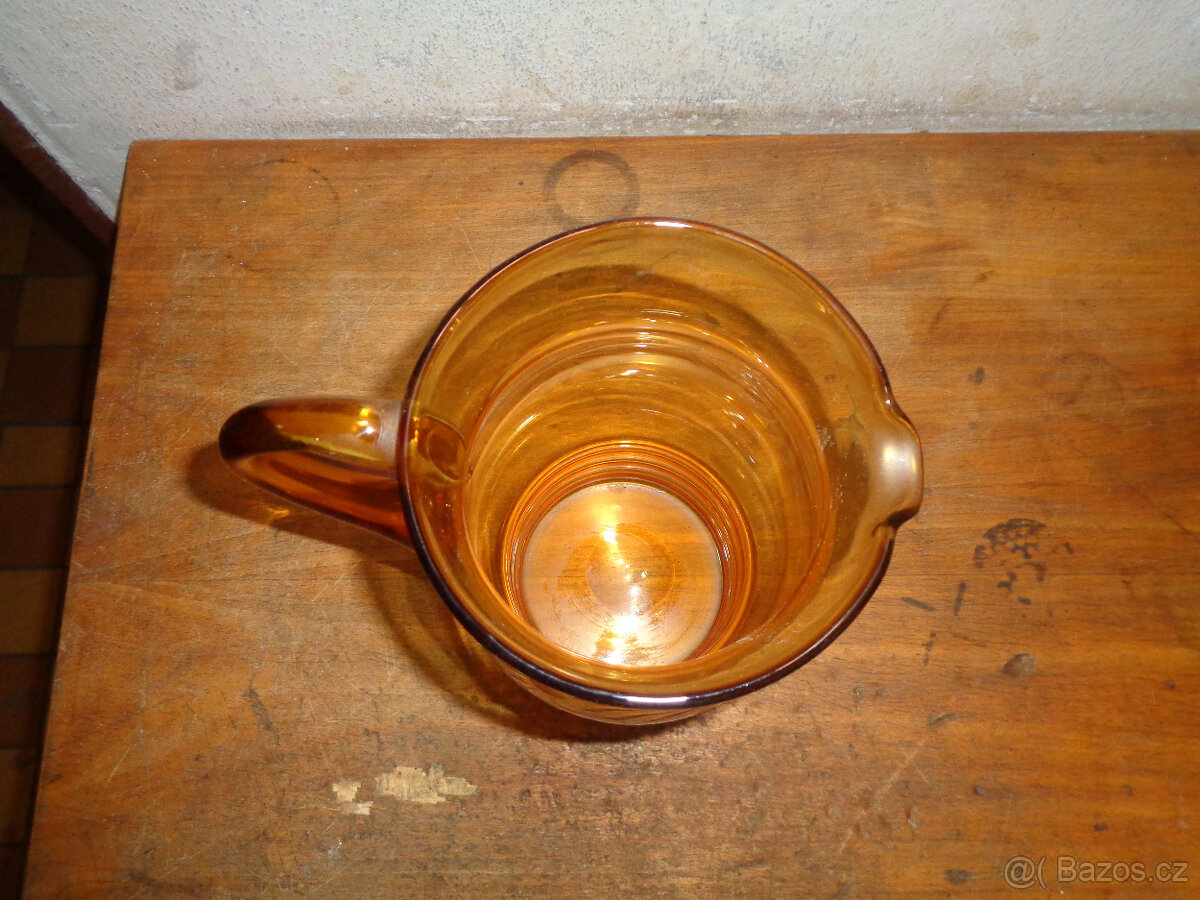 Porcelán a sklo - 9