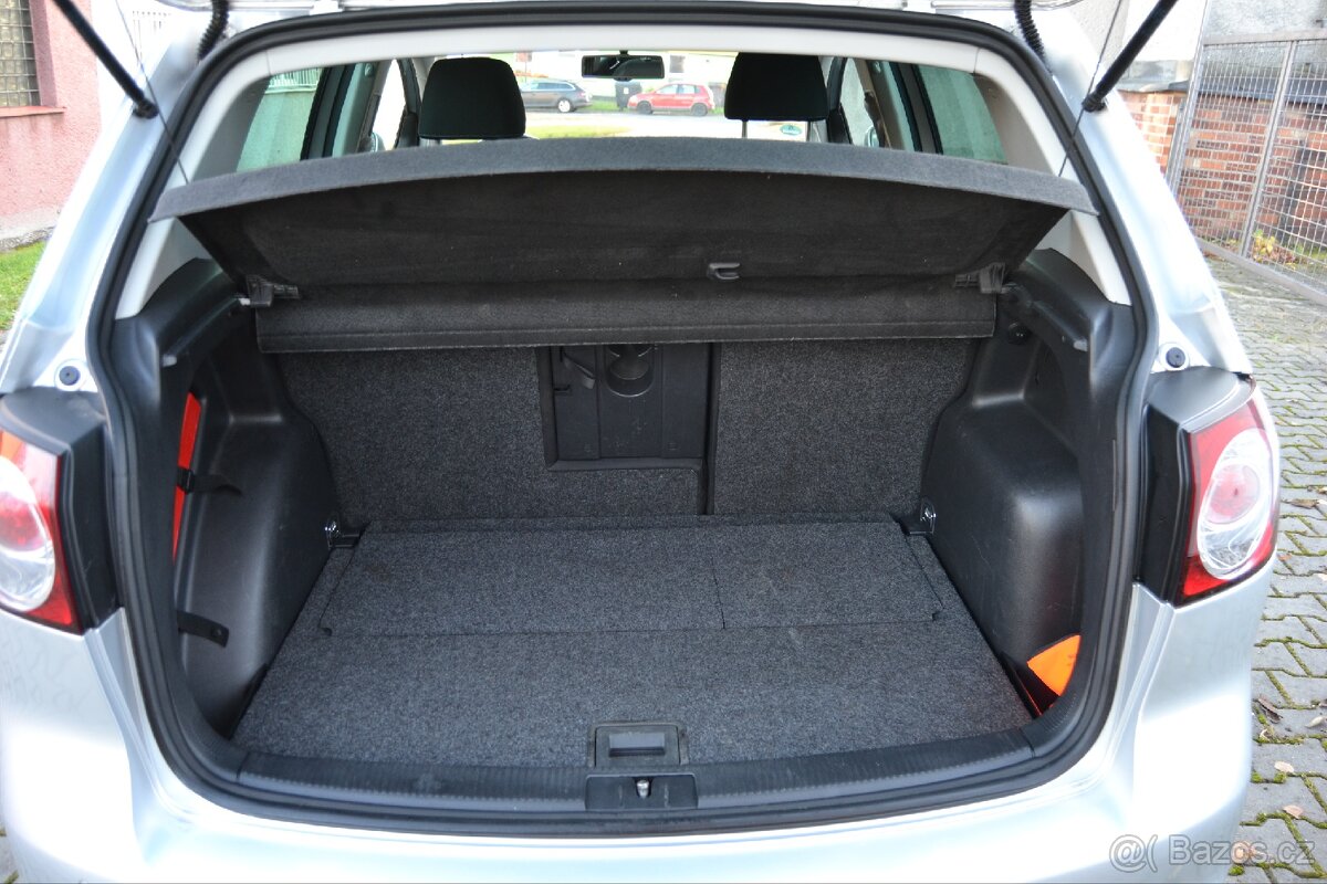 Volkswagen GOLF VI plus Comfort 1.2Tsi 77kw rok 2010 - 9