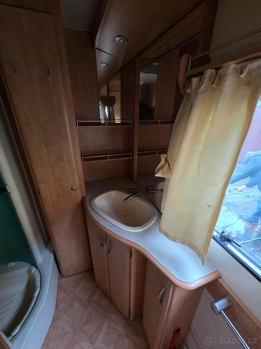 Prodám karavan Partner H522 - 9