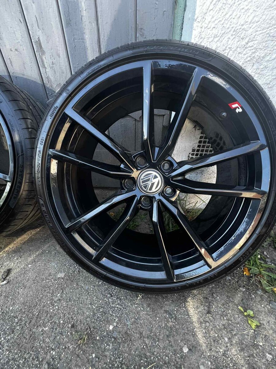 VW Pretoria R19 8J ET50 - 9