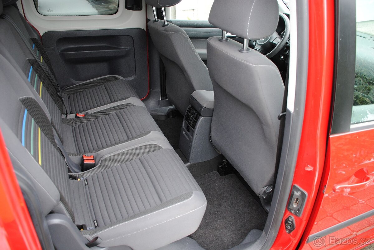 VW CADDY MAXI 2.0TDi 103kW - po 1. majiteli - 7 míst - 9
