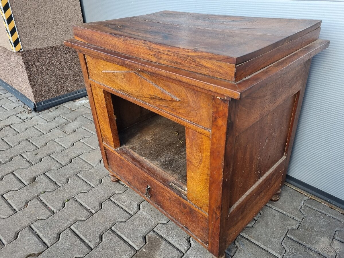 Skříňka na gramofon - masiv - 9