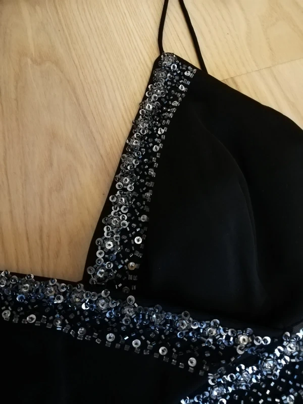 Plesové šaty s přehozem - 9