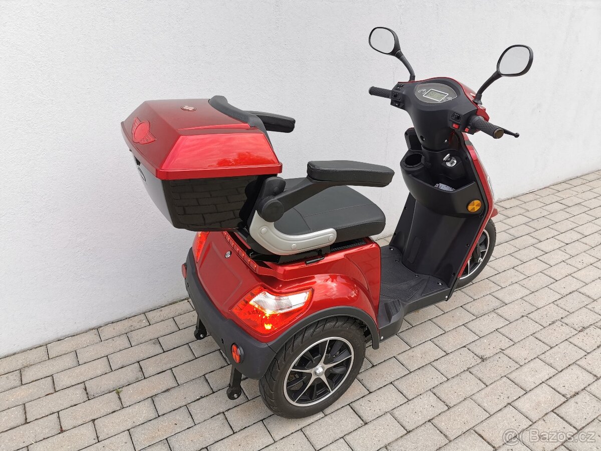 Elektrický skútr Selvo 31000 - 9