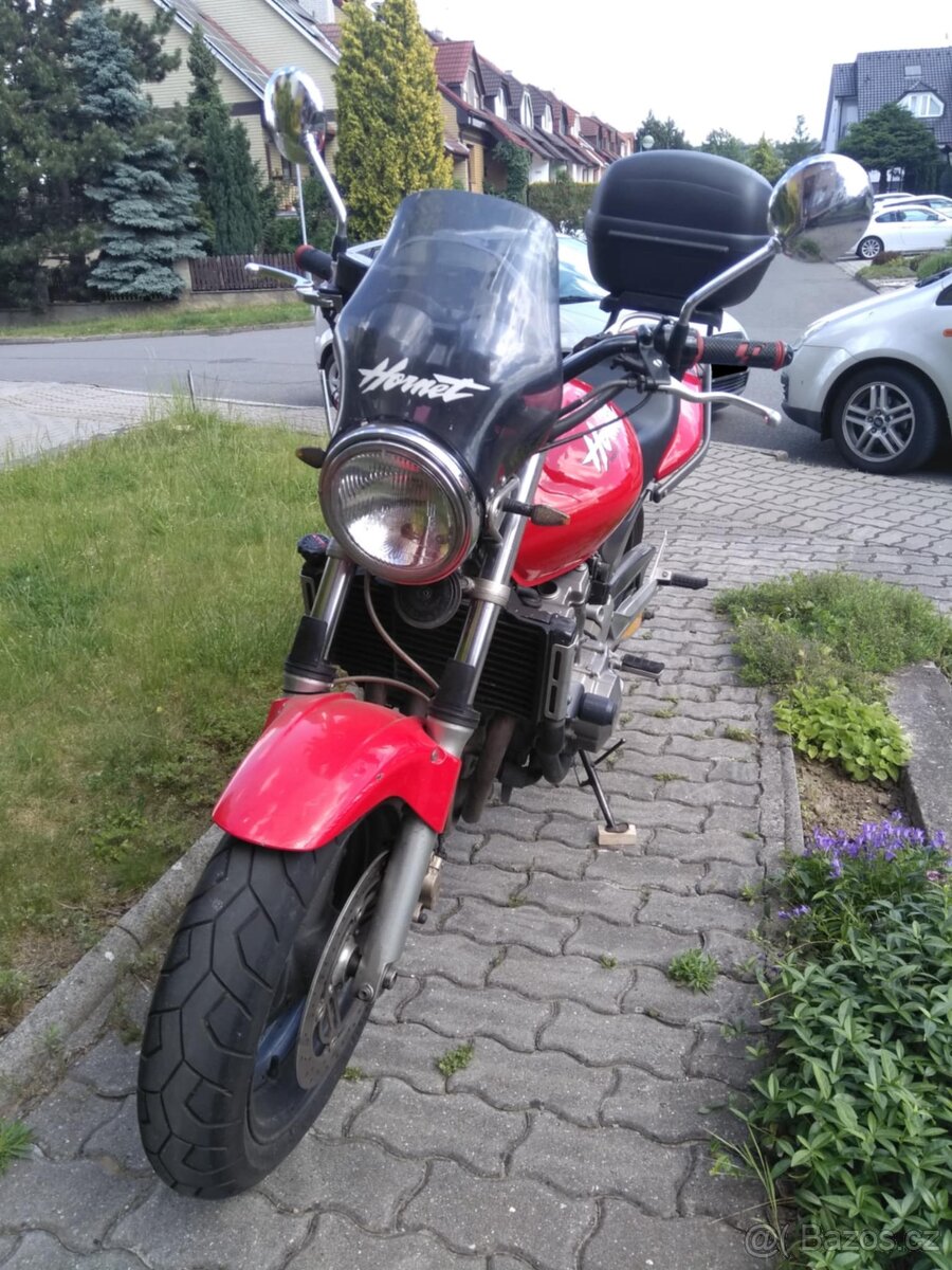 Honda CB600F Hornet - 9