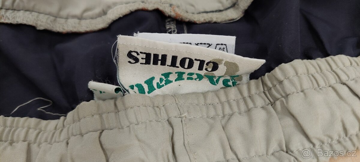 Šortky, bermudy Adidas a jiné - 9