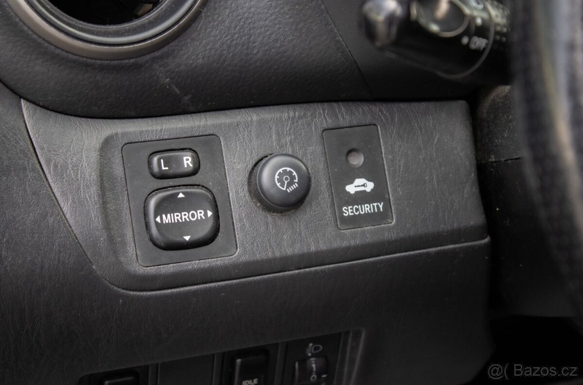 Toyota RAV4 2.0 D-4D - 9