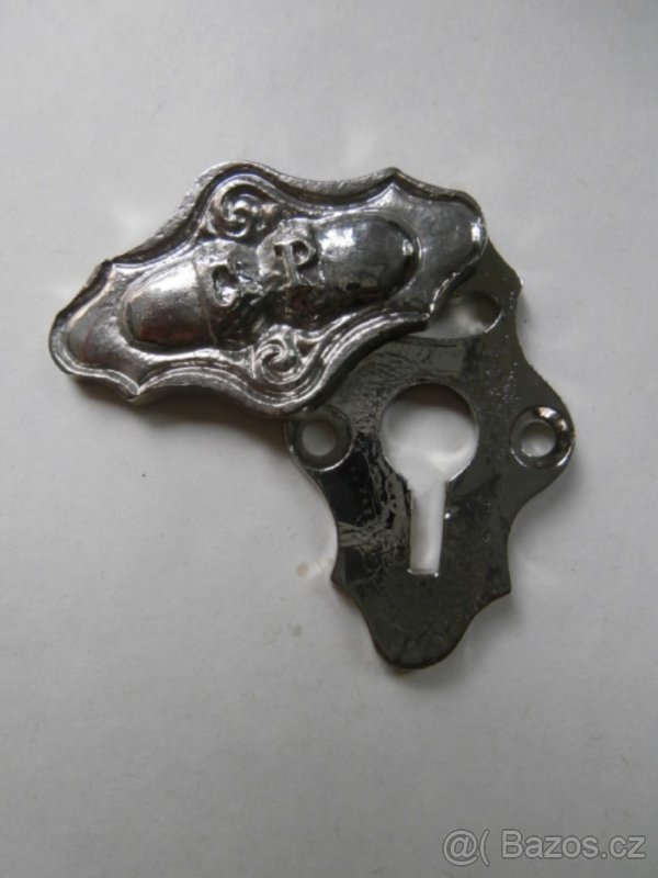 Trezor starožitný Popelka krytky zámku replika za 500 kč - 9