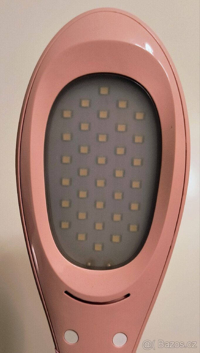 Lampička stolní stmívatelná - 9