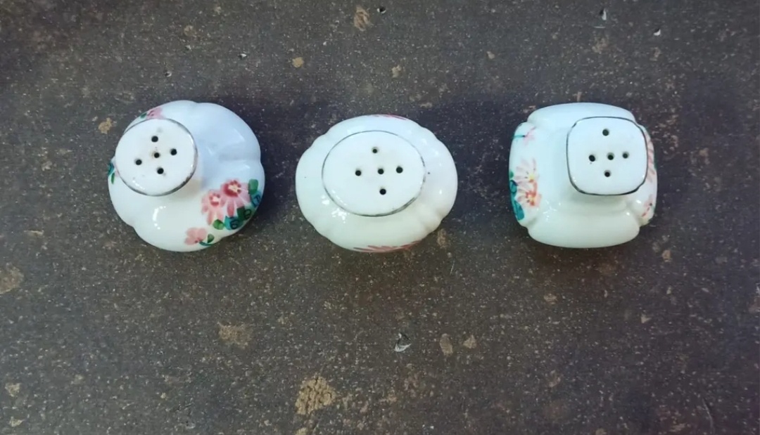 Stará keramika mix - 9