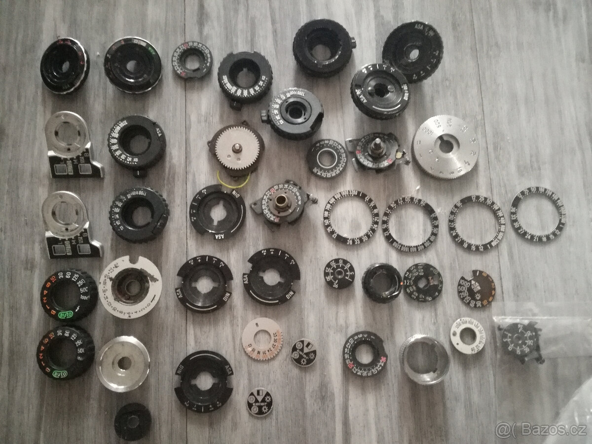 horní kryt Pentax P50, P30, spodní kryty Pentax ME, MX apod - 9