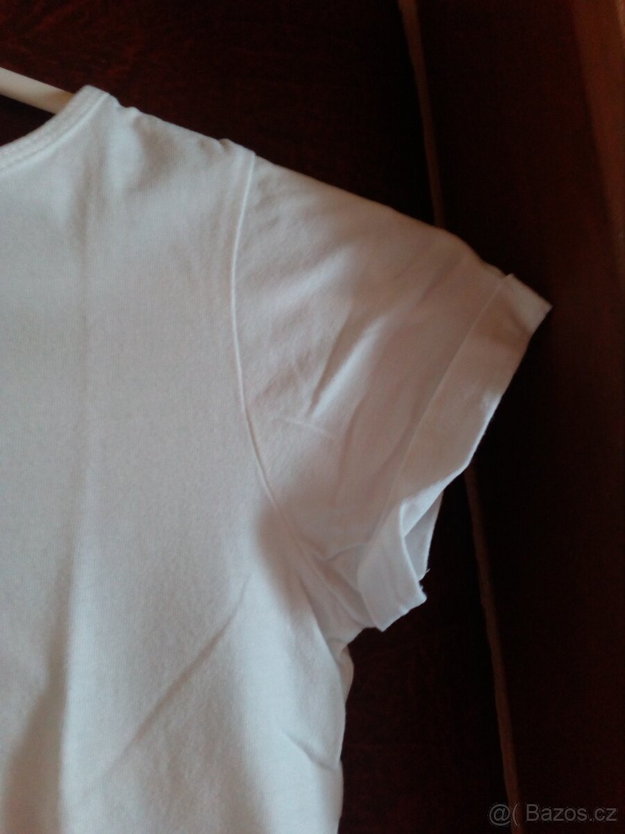 Prodam triko se Smoulinkou vel.110/116 lupilu Nove a moc pek - 9