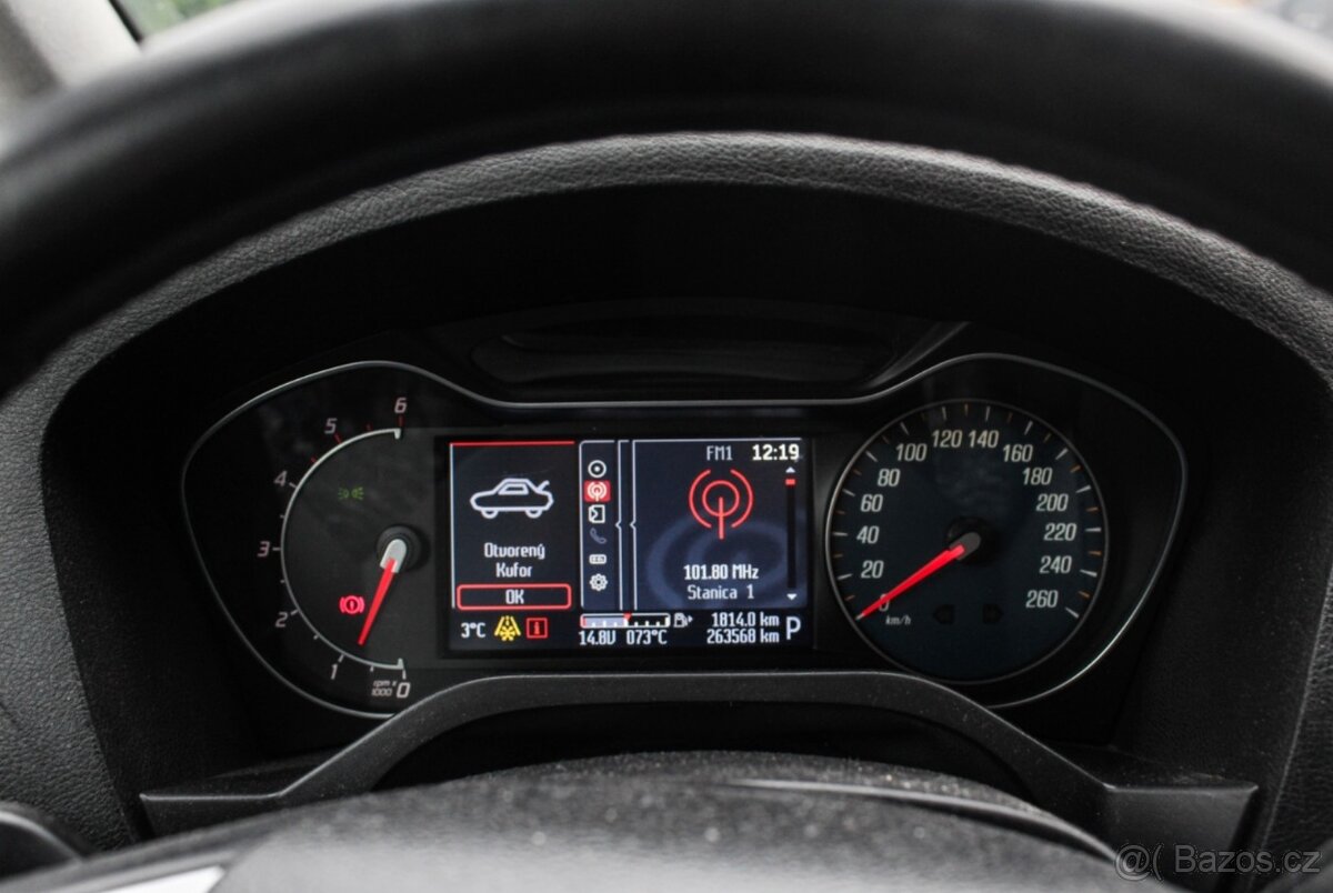 Ford Galaxy 2.0 TDCi DPF PowerShift Titanium AJ NA SPLÁTKY - 9