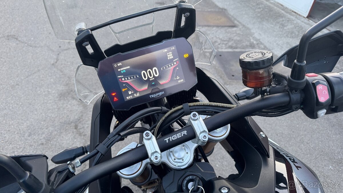 Triumph Tiger 900 Rally - 9