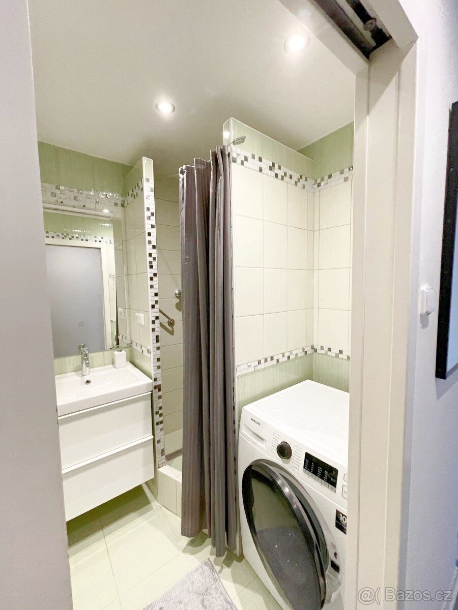 Prodej bytu 2+1 ve Strakonicích, 47m2 - 9