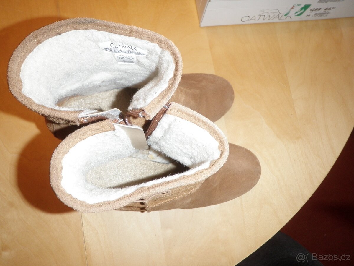 dámské semišové kotníkové kozačky - vel. 38 - 9