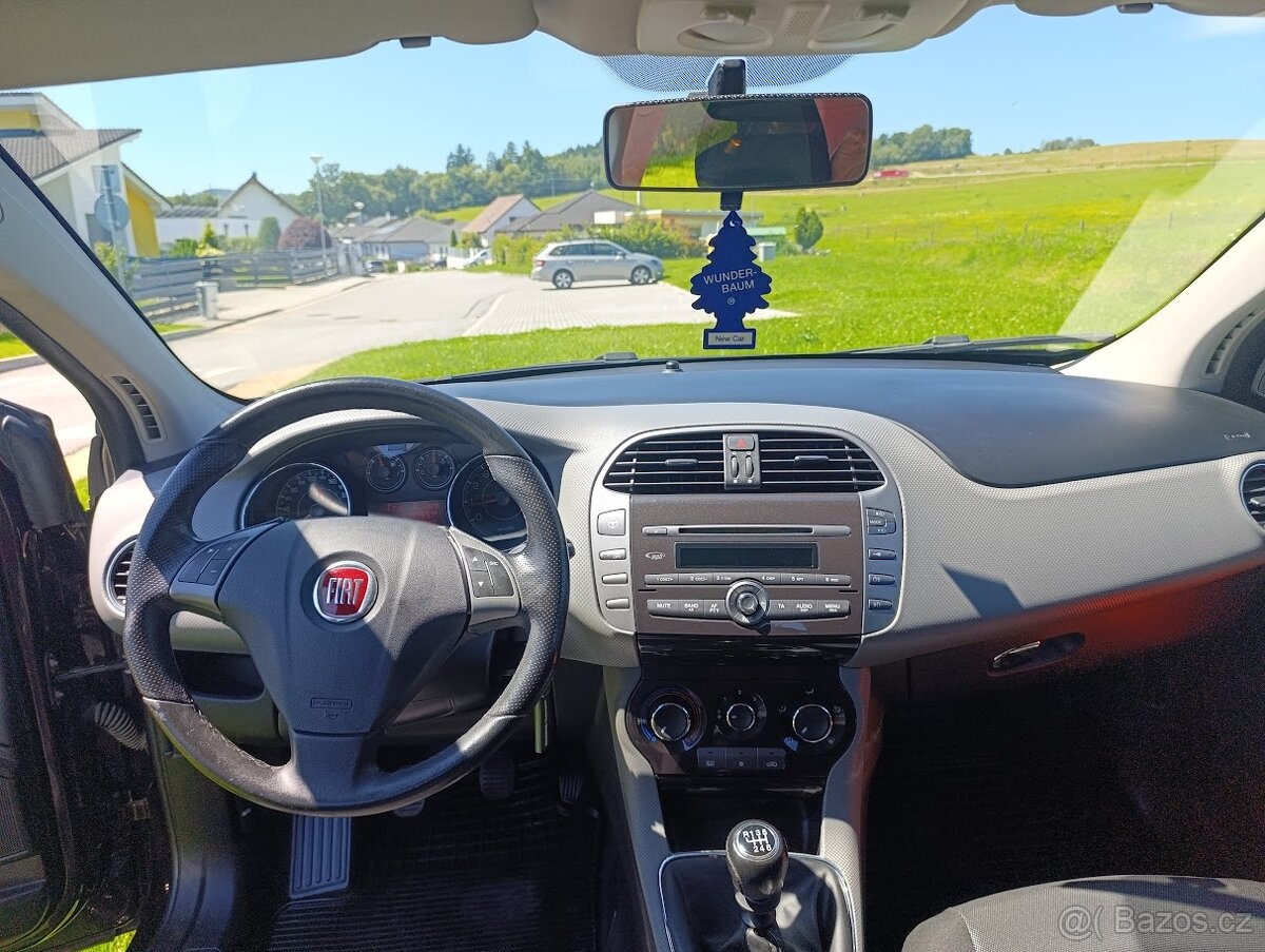 Bravo 1.4T 16V 120 - 9