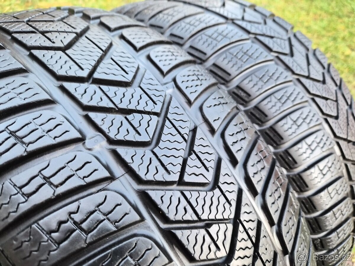 2x Zimní pneu Pirelli Sottozero Winter - 205/50 R17 XL - 85% - 9