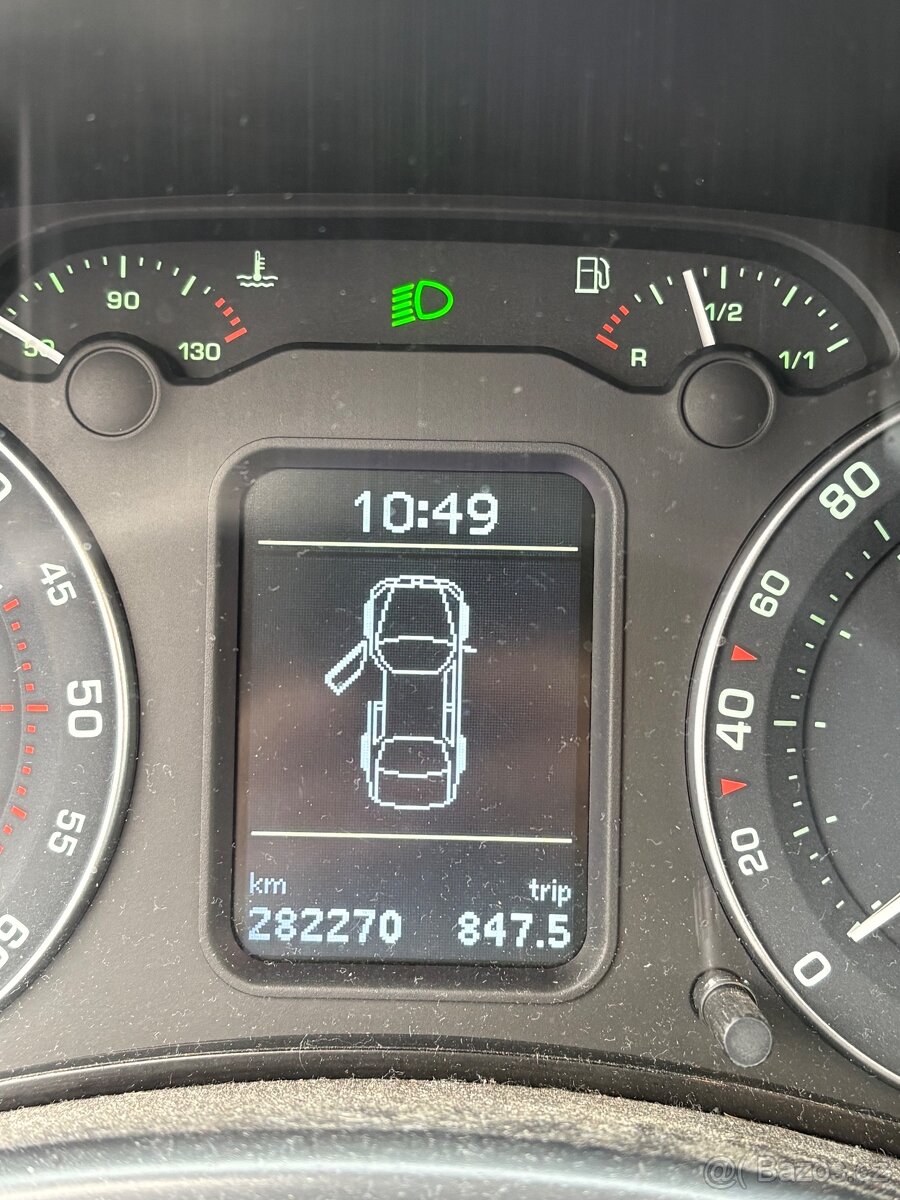 Octavia 2 2.0 tdi 103 kw - 9