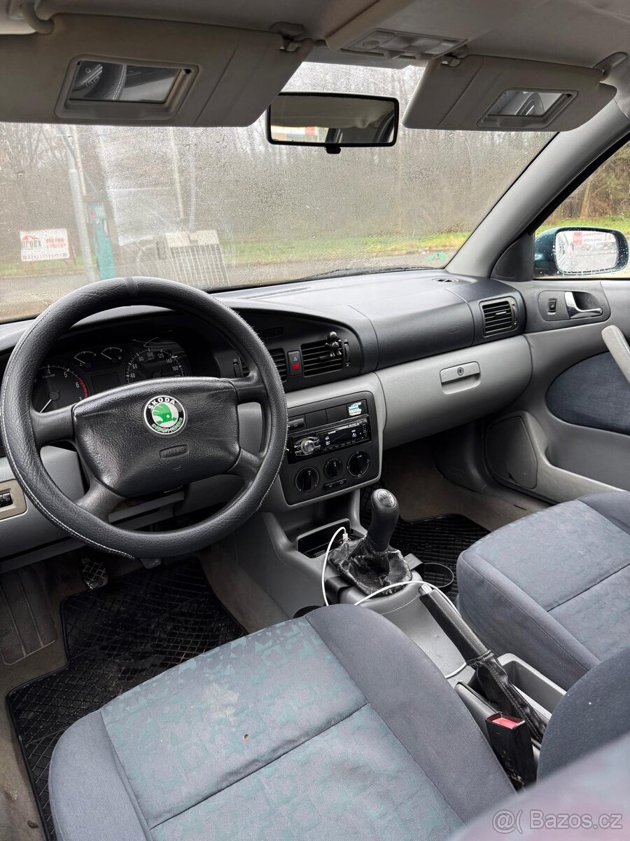 Škoda octavia 1 1.6 - 9