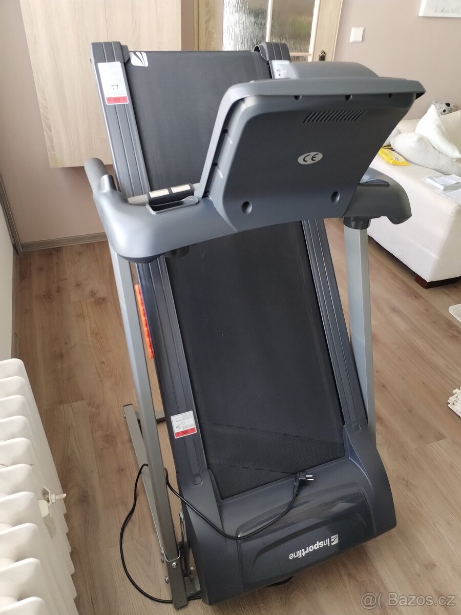 Robustní běžecký pás AKAMAR InSPORTline - 9