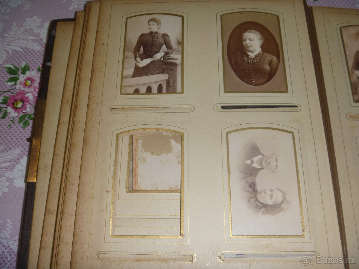 Album s Kabinetky, 15 listů asi 50 fotek , Antik. - 9