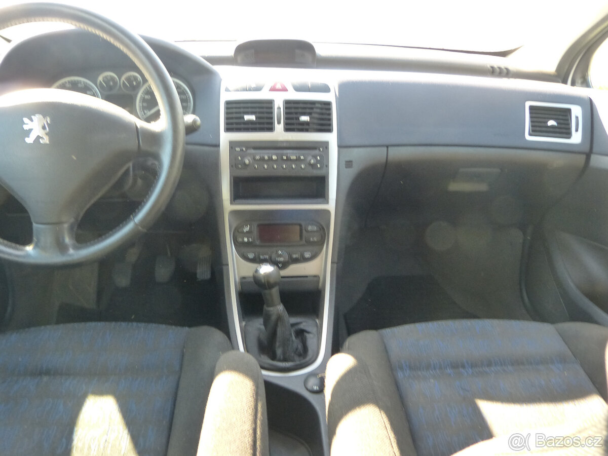 Peugeot 307 2.0 i - 9