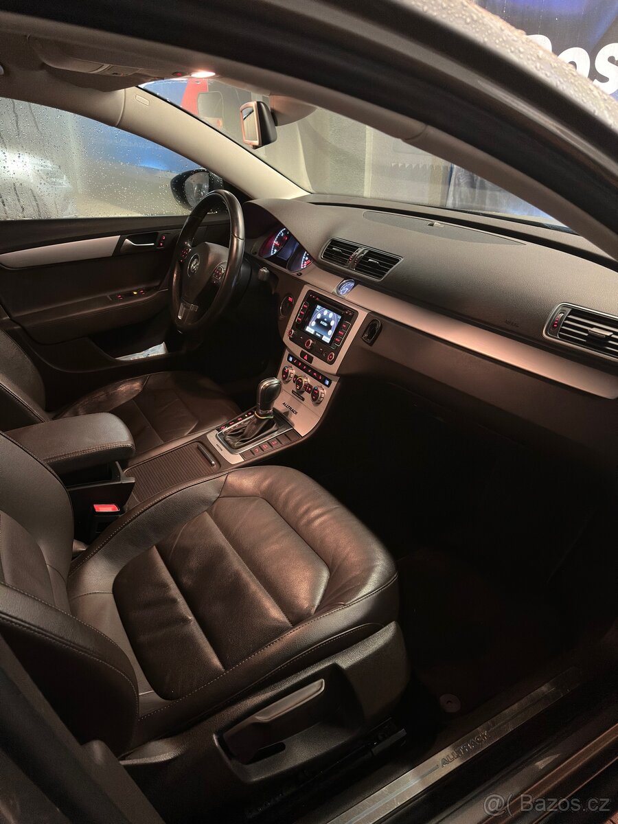 Volkswagen Passat B7 Alltrack | 2012 | 4Motion | TOP STAV - 9