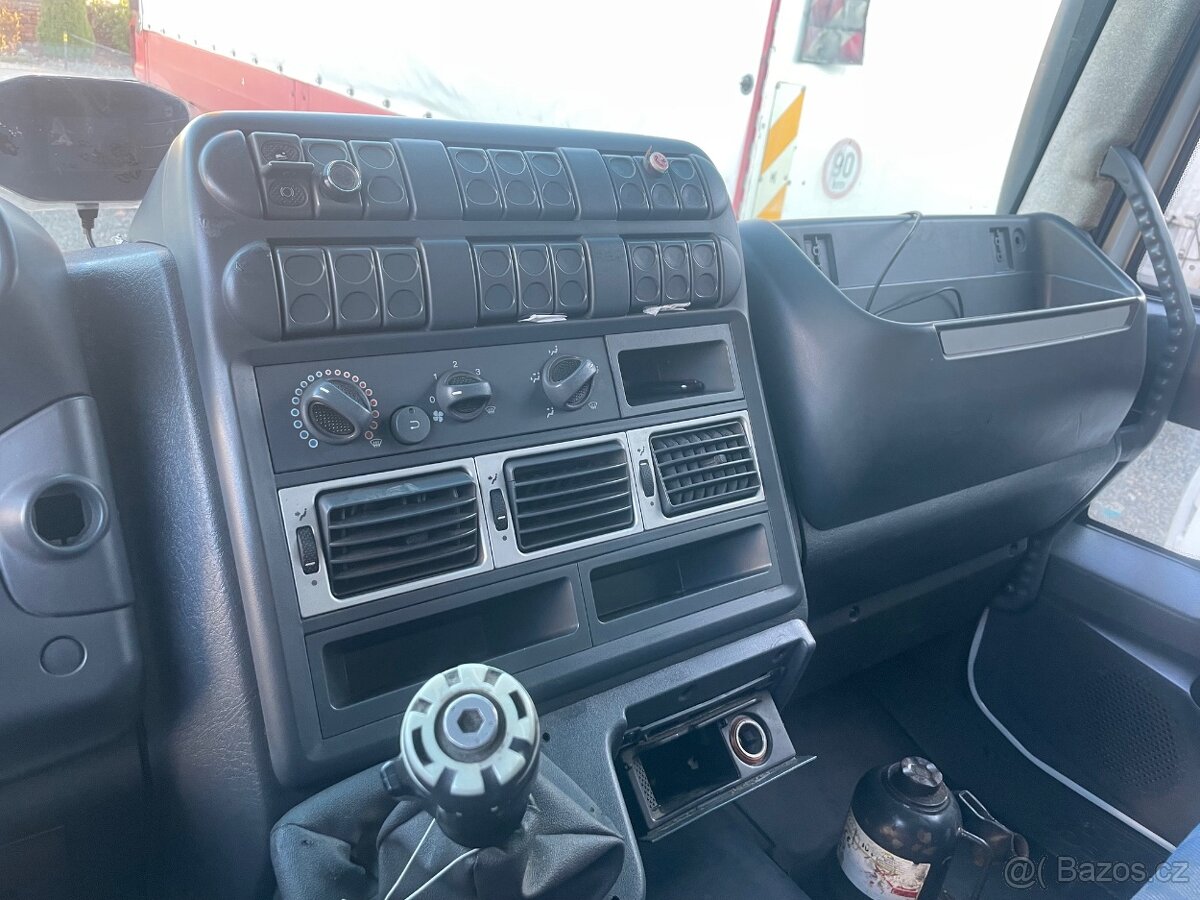 Iveco Eurocargo 12 t s hydr.čelem, 18 palet - 9